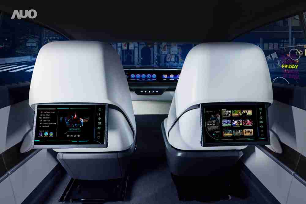 YAXIN111新一代Smart Cockpit 2024，，，，以Micro LED先进显示技术优势，，创建〝可卷式后座娱乐显示器〞，，，，仅在互动时才显示出所需画面及信息，，扩充更丰富的娱乐和交互信息服务，，，获国际奖项荣耀